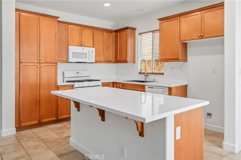 3055 Summer Breeze Rosamond, CA 93560