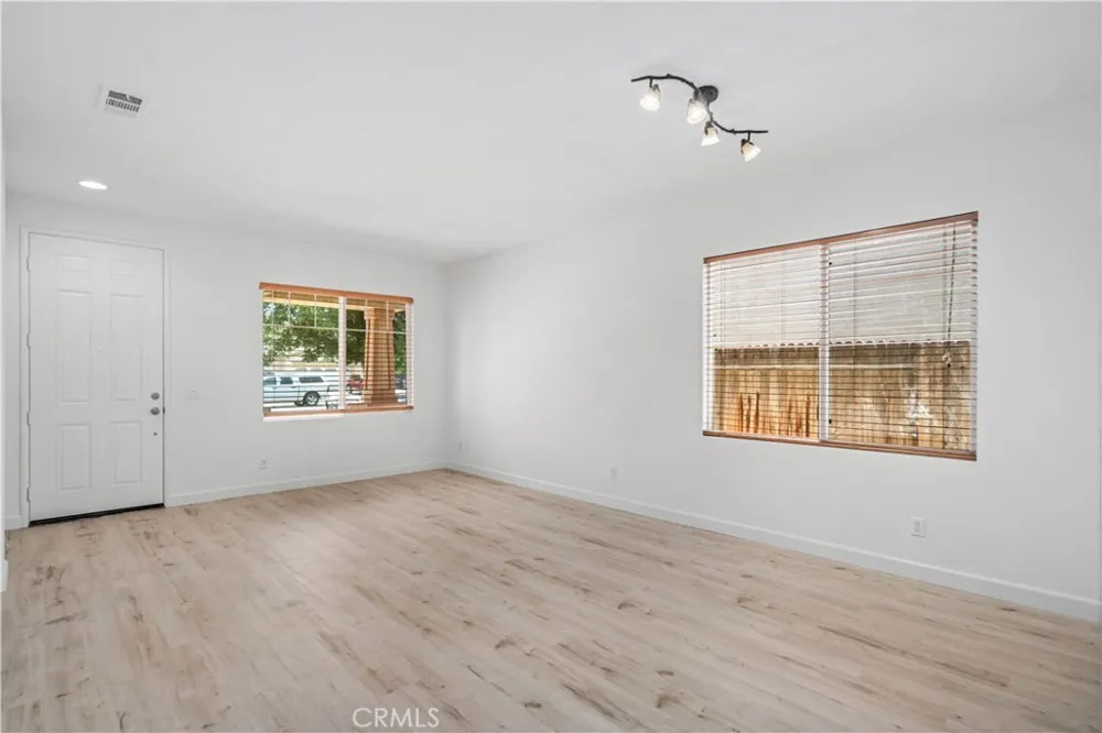 3055 Summer Breeze Rosamond, CA 93560