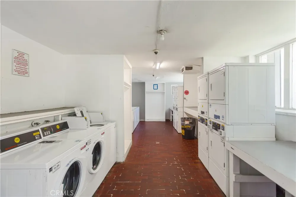 1250 S Brookhurst #2063 Anaheim, CA 92804