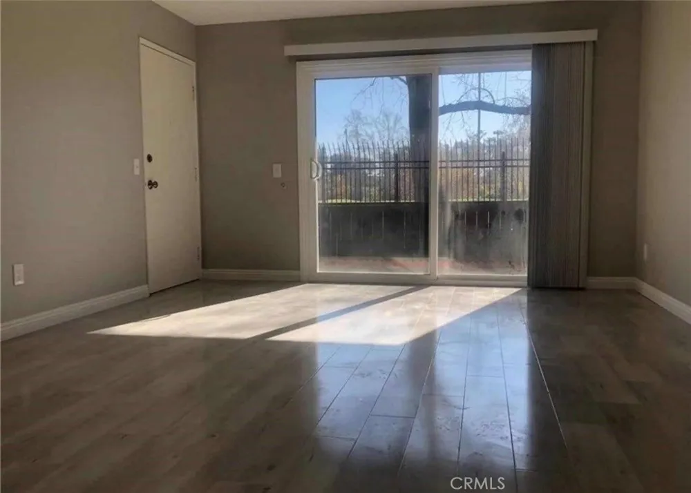 23258 Orange #1 Lake Forest, CA 92630