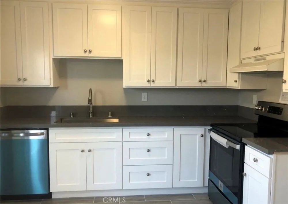 23258 Orange #1 Lake Forest, CA 92630