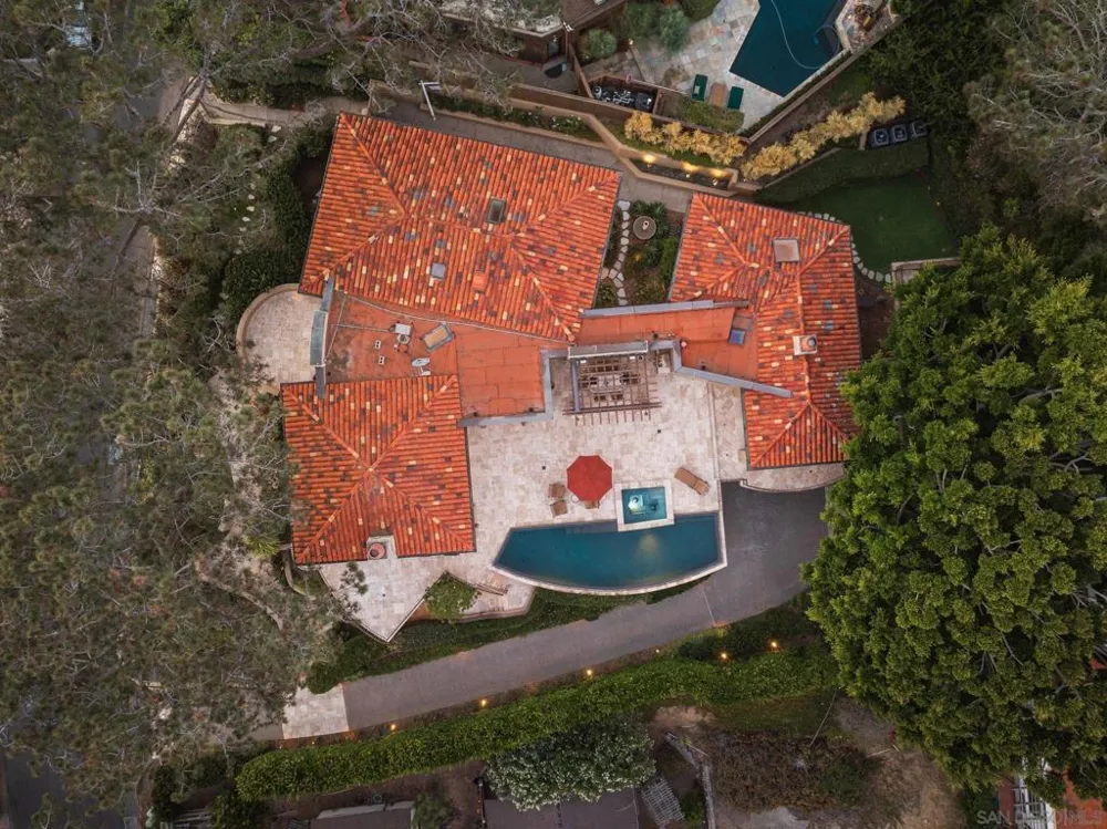 271 Ocean View Ave Del Mar, CA 92014