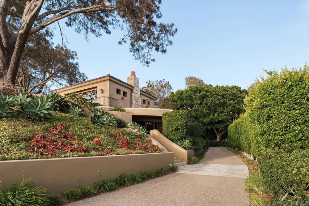 271 Ocean View Ave Del Mar, CA 92014