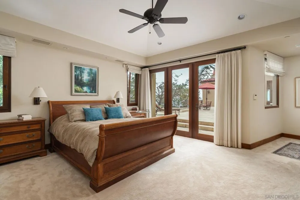 271 Ocean View Ave Del Mar, CA 92014