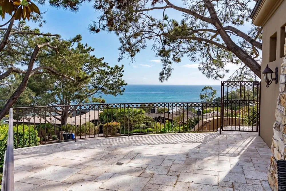 271 Ocean View Ave Del Mar, CA 92014