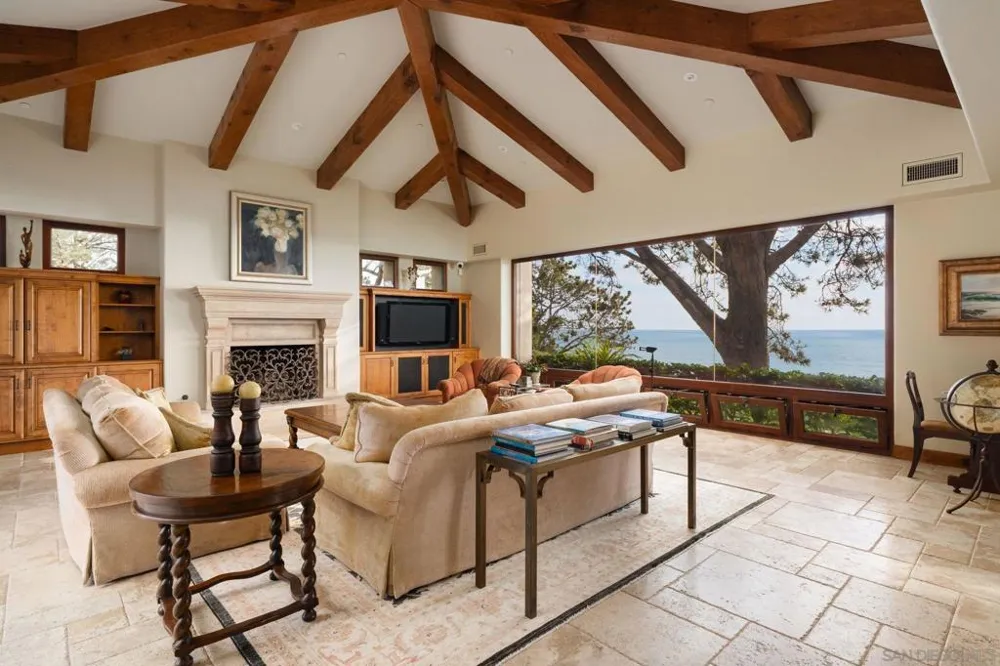 271 Ocean View Ave Del Mar, CA 92014