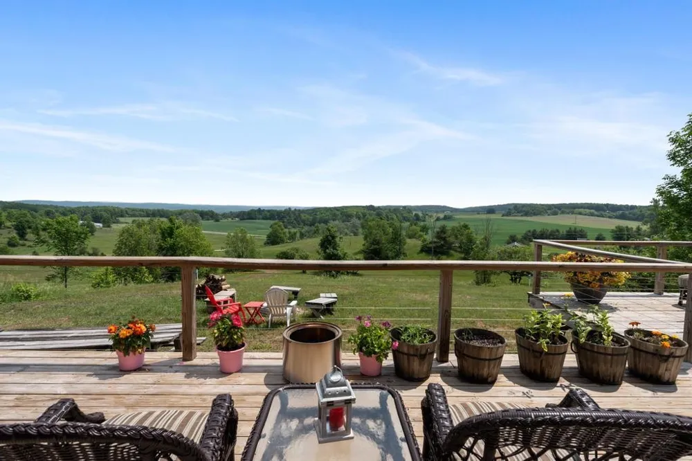 9235 Bailey Road South Arm Township, MI 49727