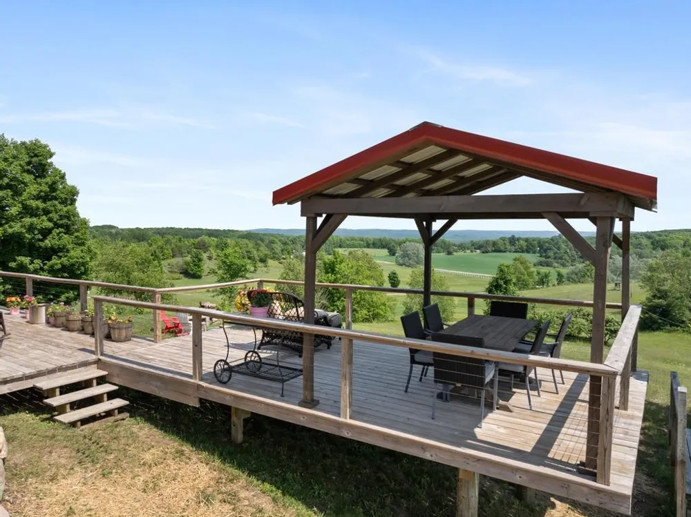 9235 Bailey Road South Arm Township, MI 49727