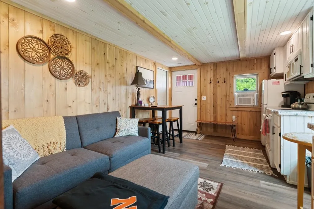 9235 Bailey Road South Arm Township, MI 49727