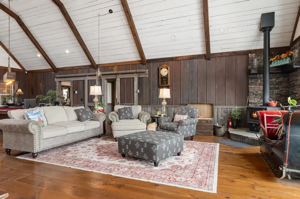 9235 Bailey Road South Arm Township, MI 49727