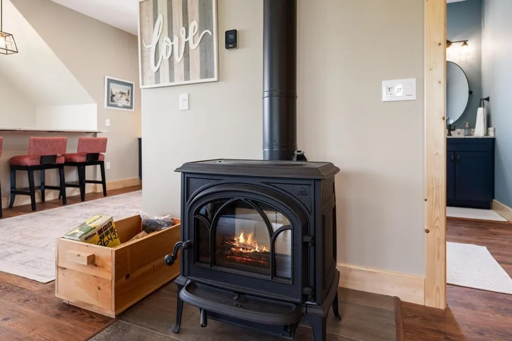 9235 Bailey Road South Arm Township, MI 49727
