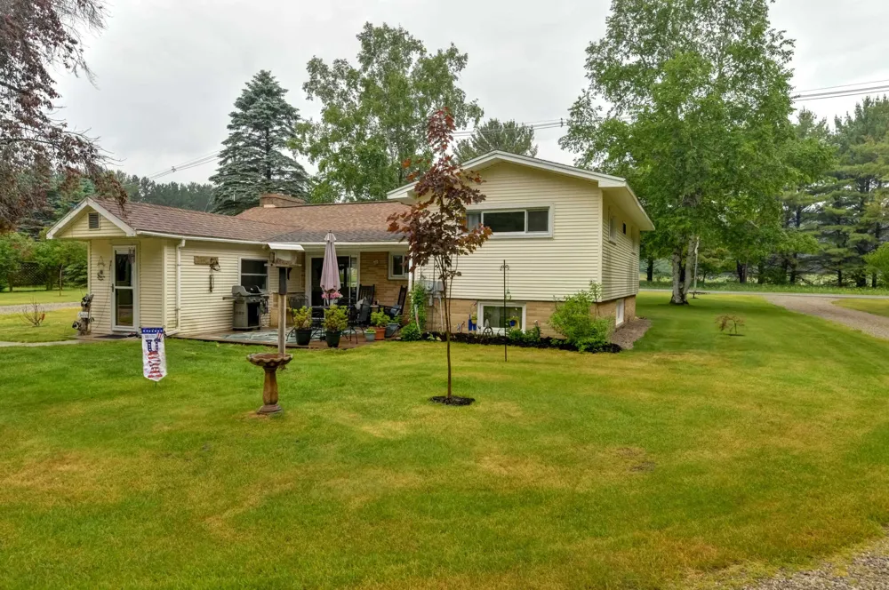 10741 Long Lake Road Long Lake Township, MI 49685