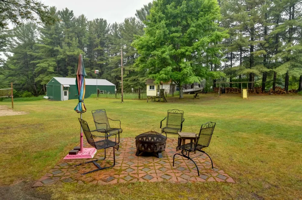 10741 Long Lake Road Long Lake Township, MI 49685