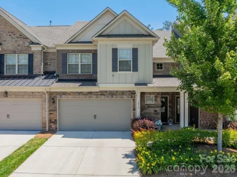 1038 Crest Oak Lane