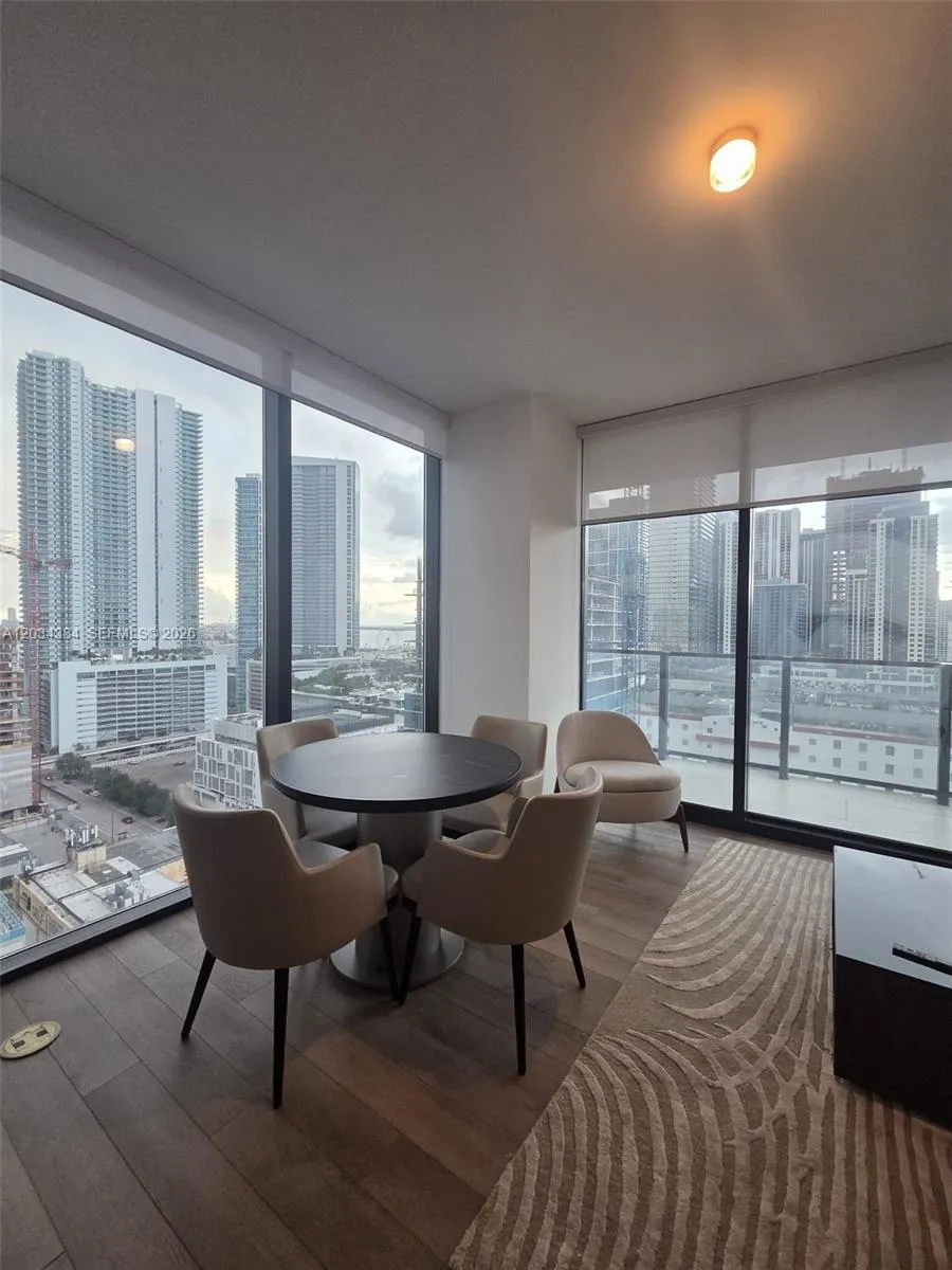 20 NE 11 #2208 South Miami, FL 33132