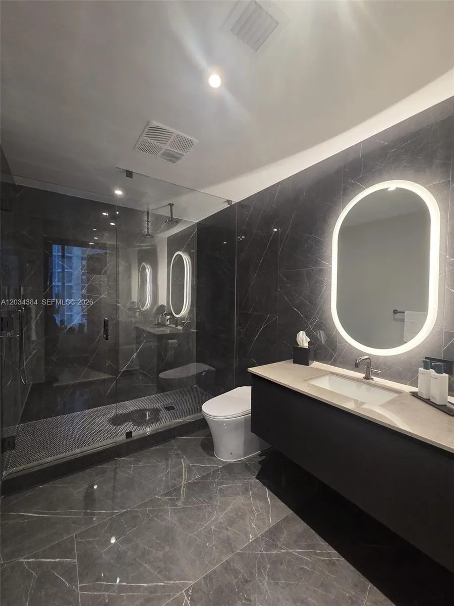20 NE 11 #2208 South Miami, FL 33132