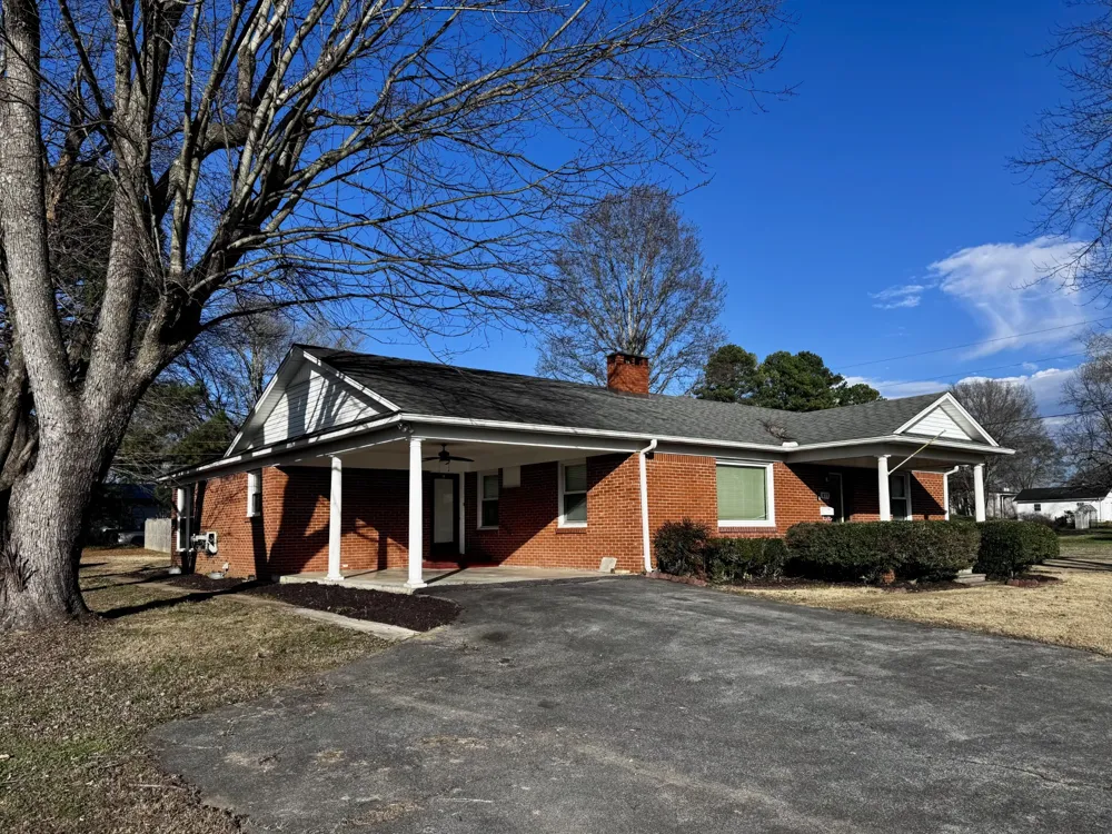 211 Church St Loretto, TN 38469