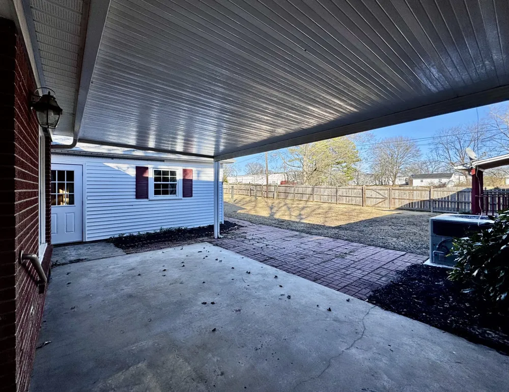 211 Church St Loretto, TN 38469