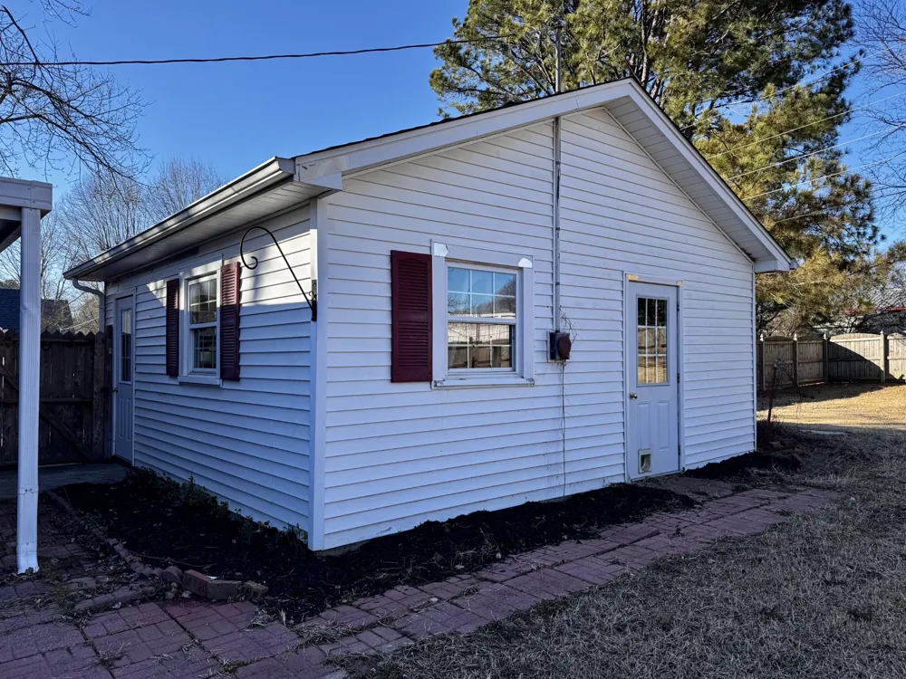 211 Church St Loretto, TN 38469
