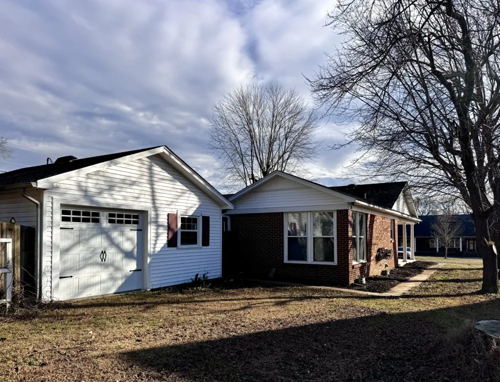 211 Church St Loretto, TN 38469