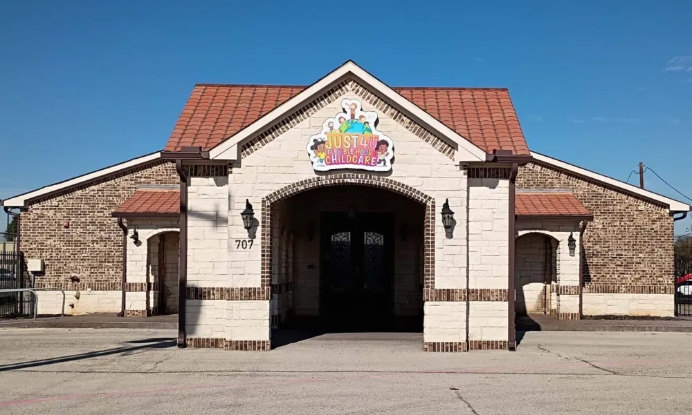 700 Center Ridge Drive Duncanville, TX 75116