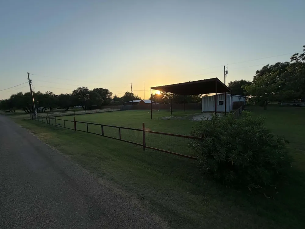367 CR 1627 Clifton, TX 76634