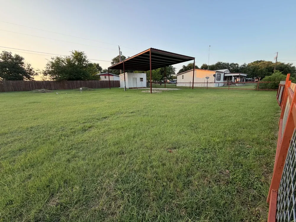367 CR 1627 Clifton, TX 76634