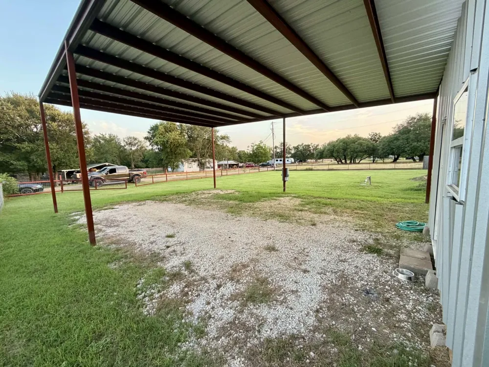 367 CR 1627 Clifton, TX 76634