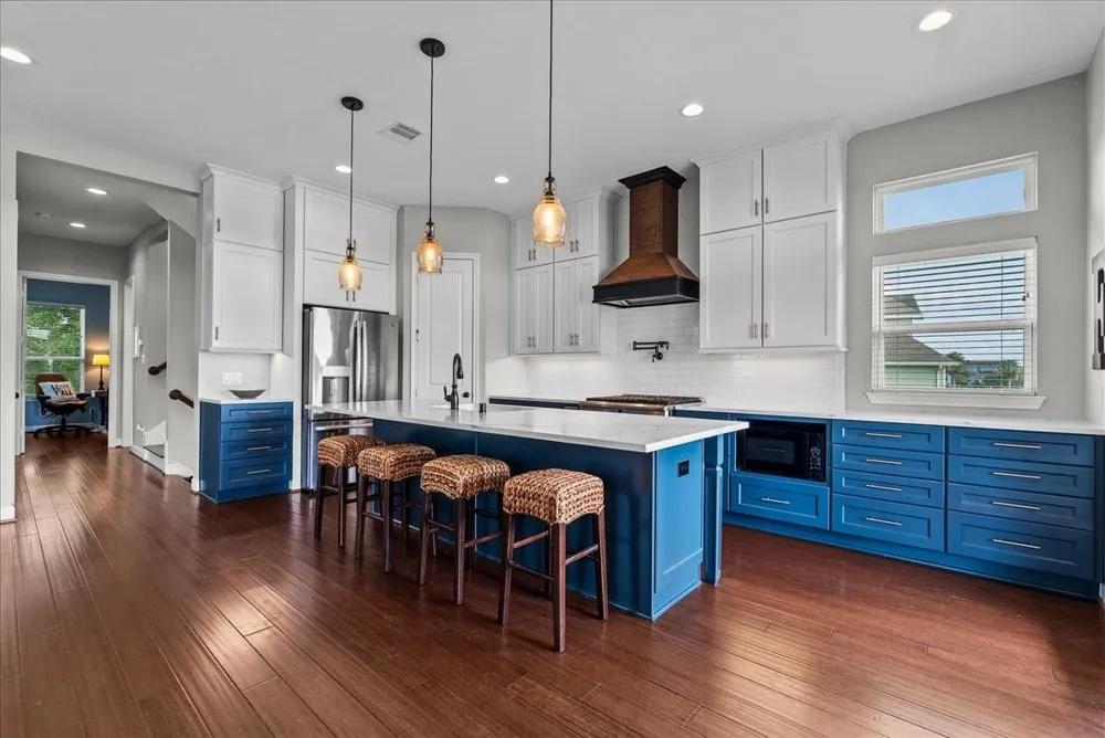 403 W Shore Drive Clear Lake Shores, TX 77565