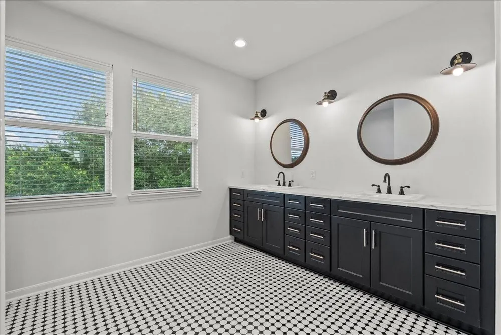 403 W Shore Drive Clear Lake Shores, TX 77565