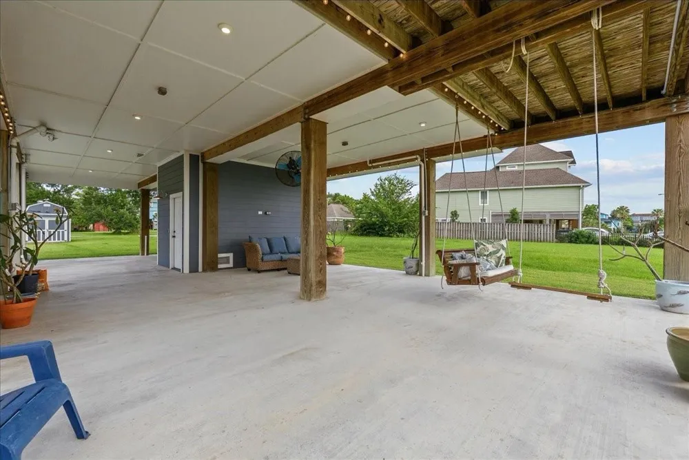 403 W Shore Drive Clear Lake Shores, TX 77565