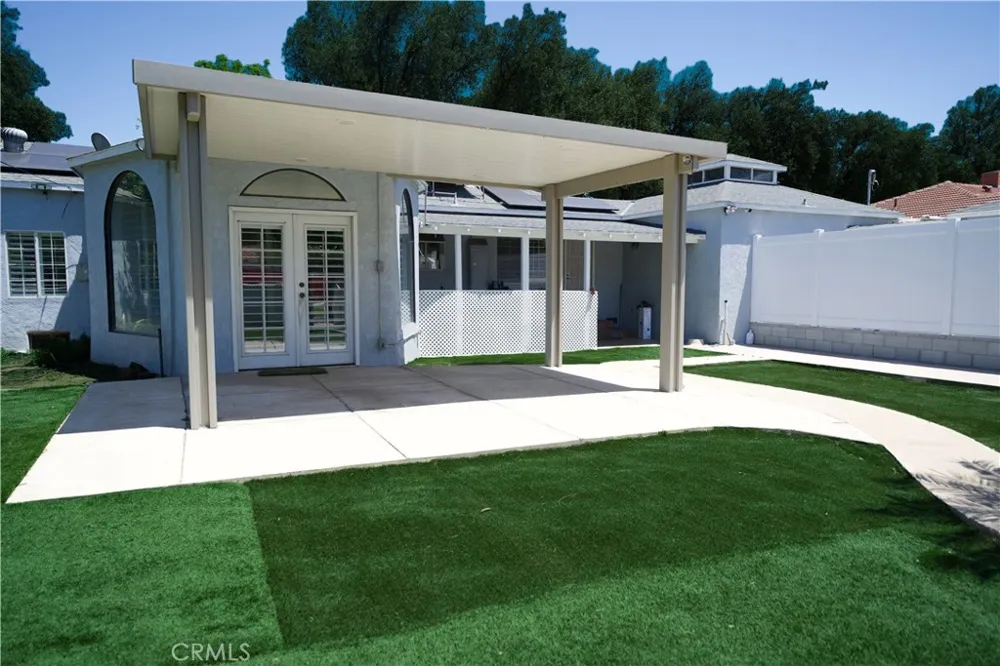 2770 Ladera San Bernardino, CA 92405