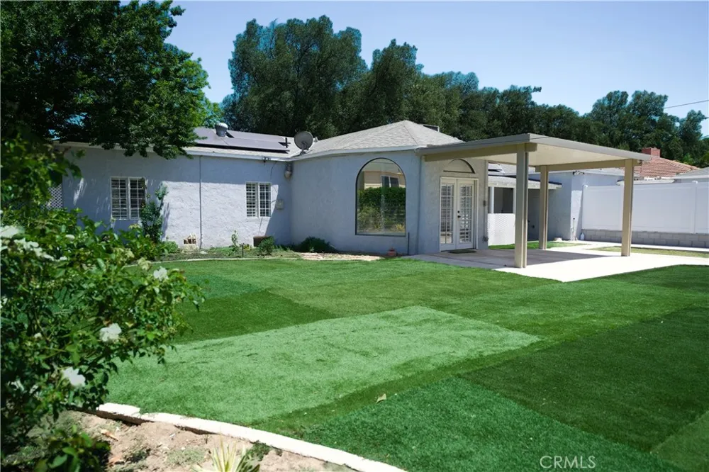 2770 Ladera San Bernardino, CA 92405