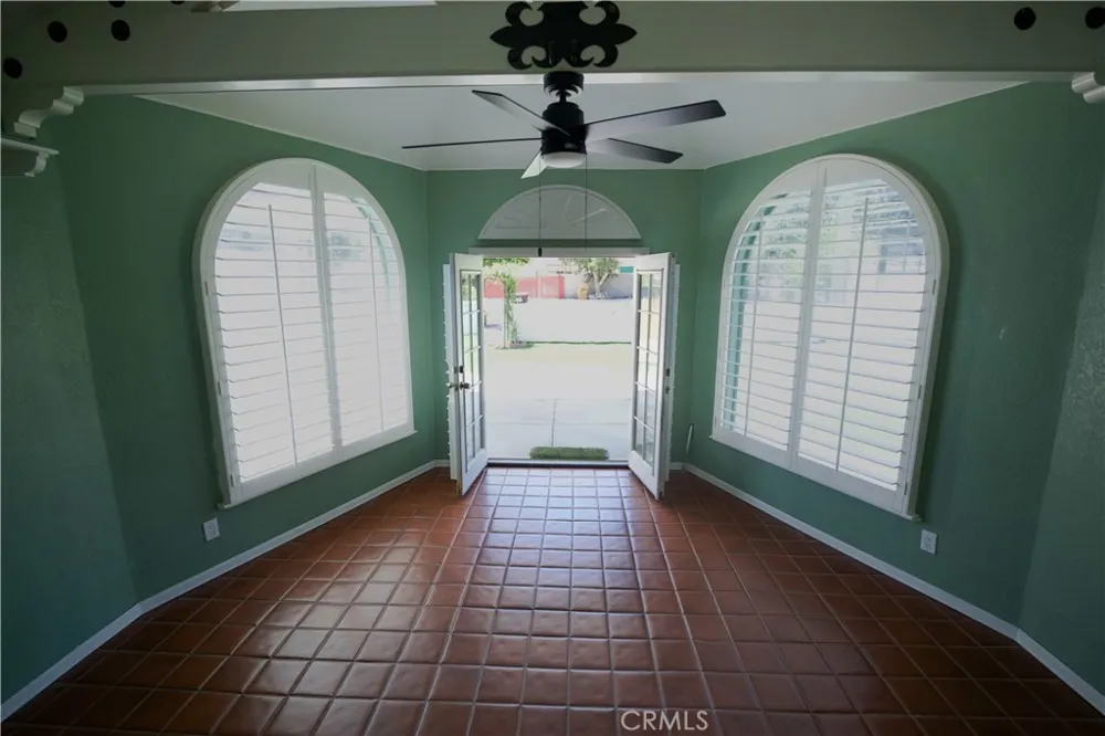 2770 Ladera San Bernardino, CA 92405