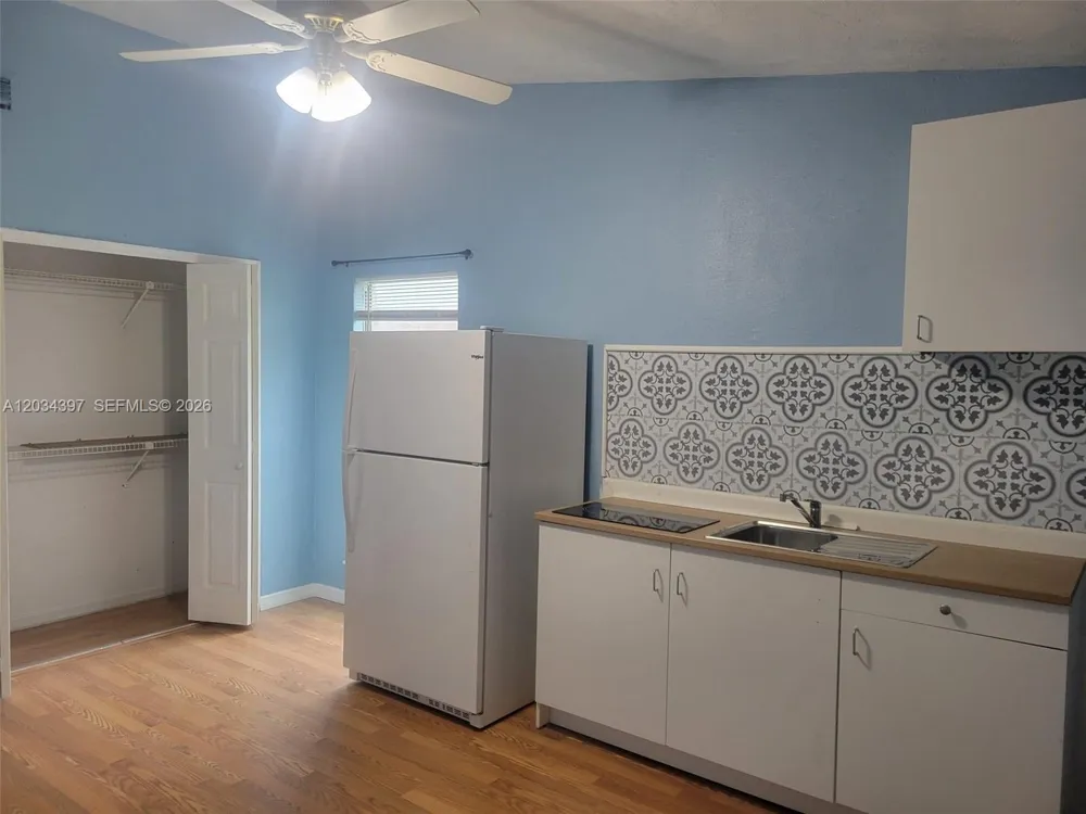 20420 Marlin st #B Orlando, FL 32833