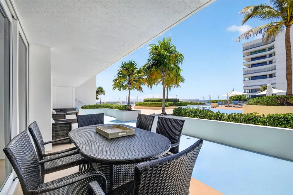 3546 S Ocean Boulevard #203 South Palm Beach, FL 33480