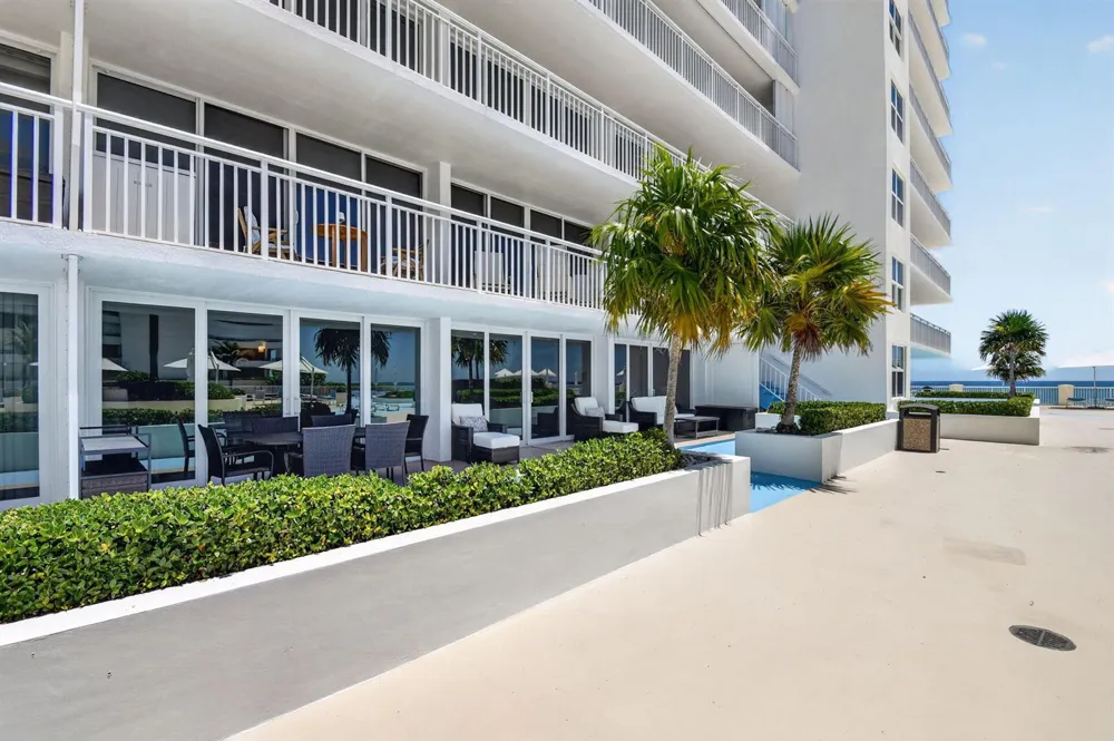 3546 S Ocean Boulevard #203 South Palm Beach, FL 33480