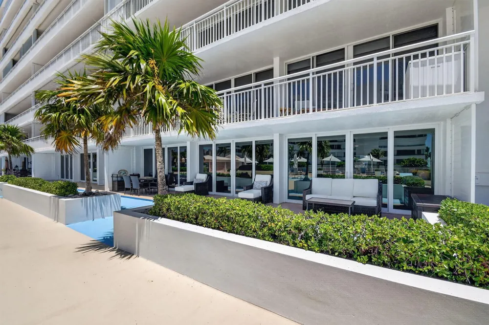 3546 S Ocean Boulevard #203 South Palm Beach, FL 33480