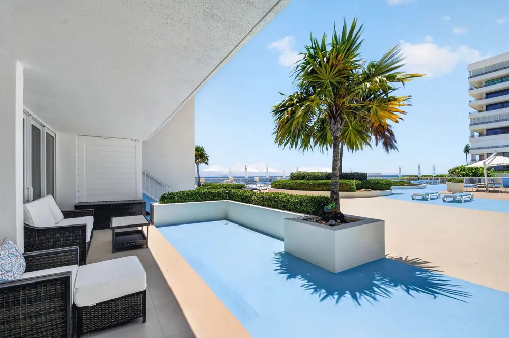 3546 S Ocean Boulevard #203 South Palm Beach, FL 33480