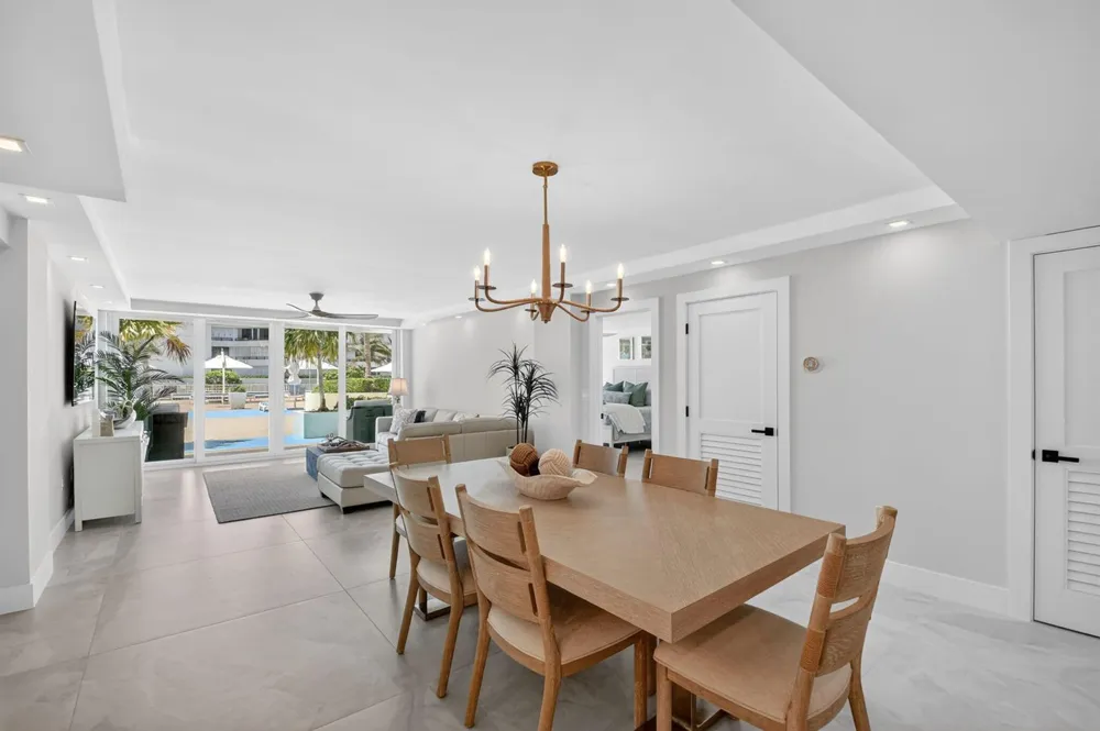 3546 S Ocean Boulevard #203 South Palm Beach, FL 33480