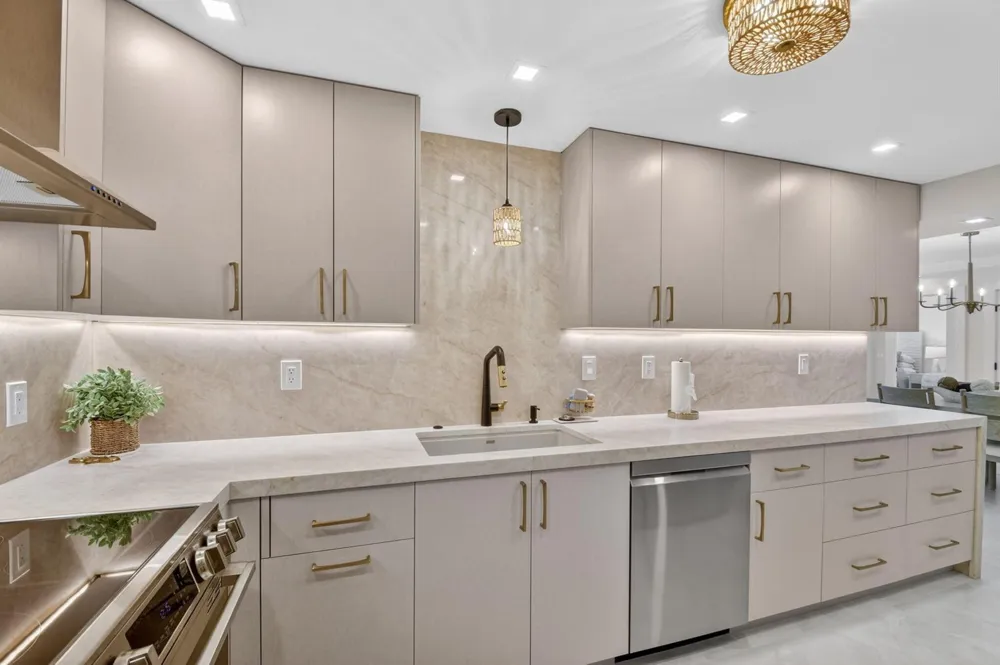 3546 S Ocean Boulevard #203 South Palm Beach, FL 33480