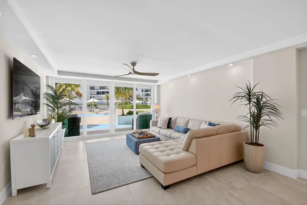 3546 S Ocean Boulevard #203 South Palm Beach, FL 33480
