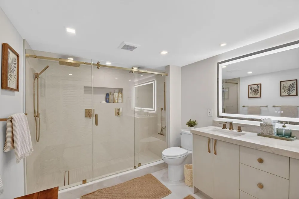 3546 S Ocean Boulevard #203 South Palm Beach, FL 33480