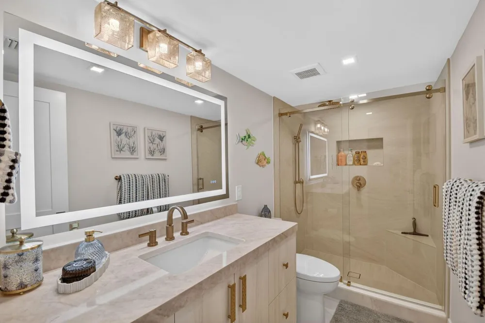 3546 S Ocean Boulevard #203 South Palm Beach, FL 33480