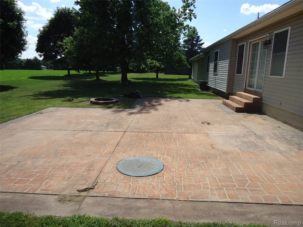 2933 Ashley Drive Madison Charter Township, MI 49221