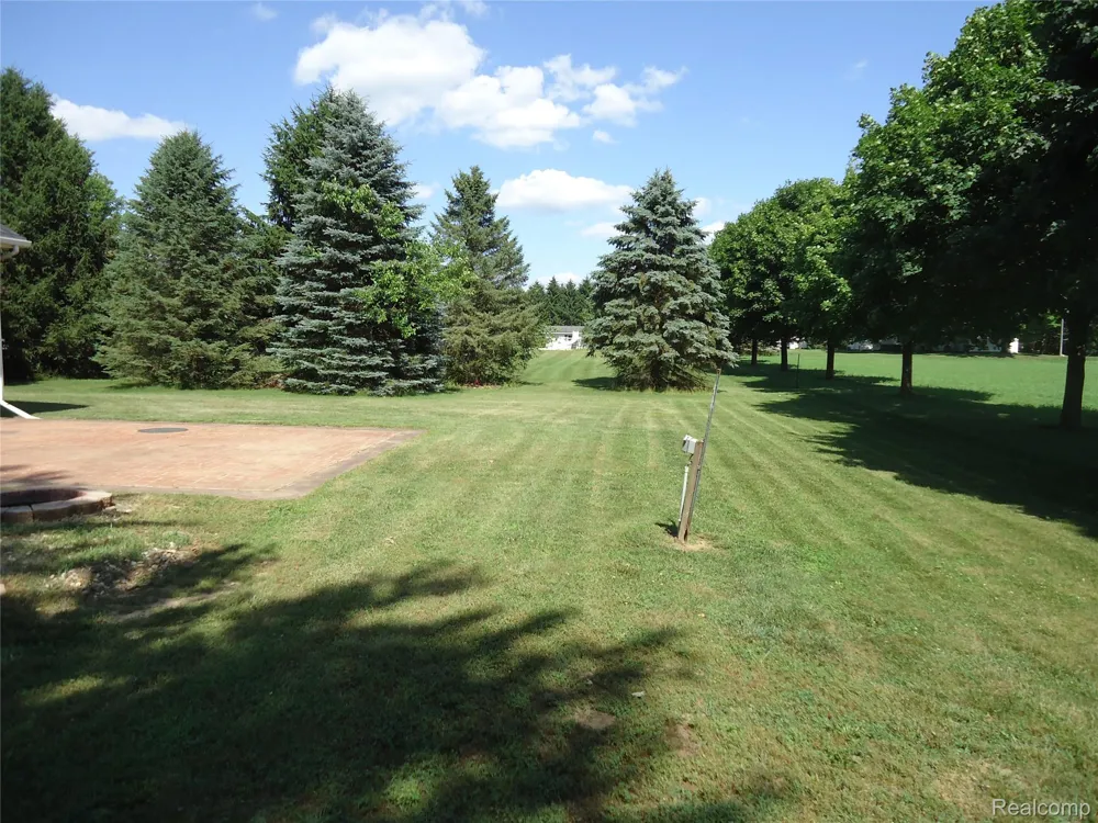 2933 Ashley Drive Madison Charter Township, MI 49221