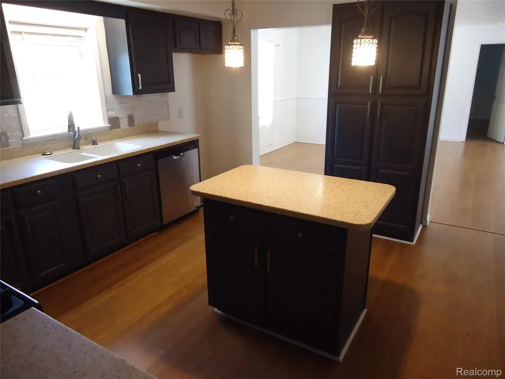2933 Ashley Drive Madison Charter Township, MI 49221