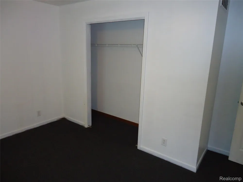 2933 Ashley Drive Madison Charter Township, MI 49221