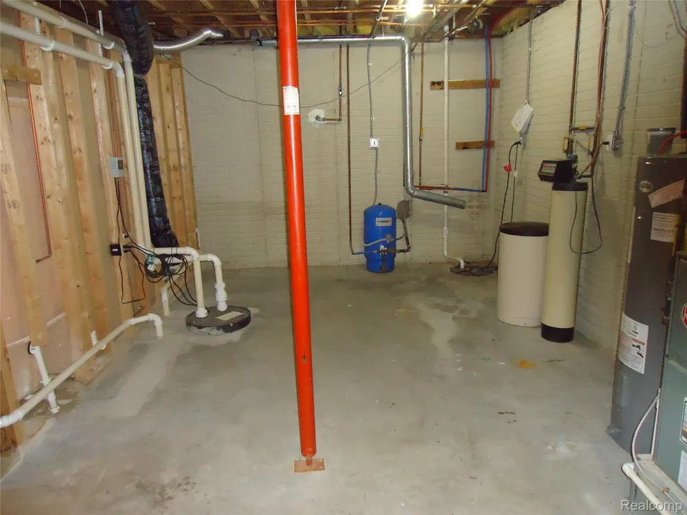 2933 Ashley Drive Madison Charter Township, MI 49221