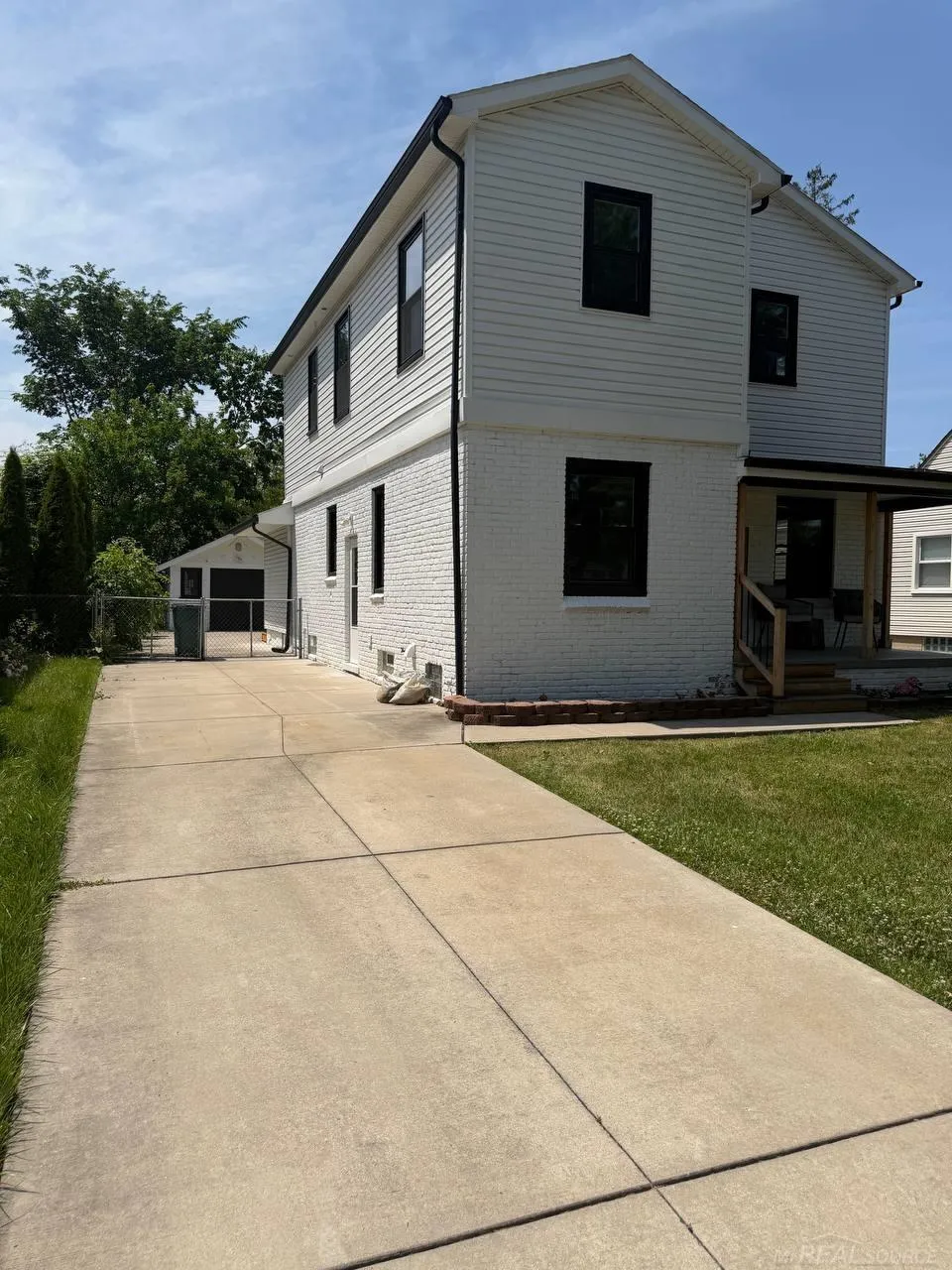2519 Phillips Avenue Berkley City, MI 48072